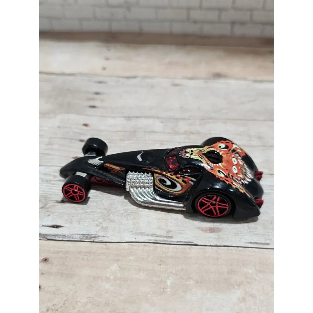 Hot Wheels Hammered Coupe Black Flames Red Base 2000 Diecast Car Mattel